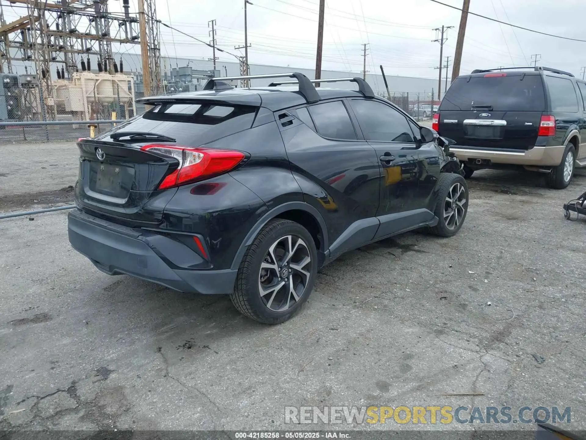 4 Фотография поврежденного автомобиля JTNKHMBX3K1038981 TOYOTA C-HR 2019
