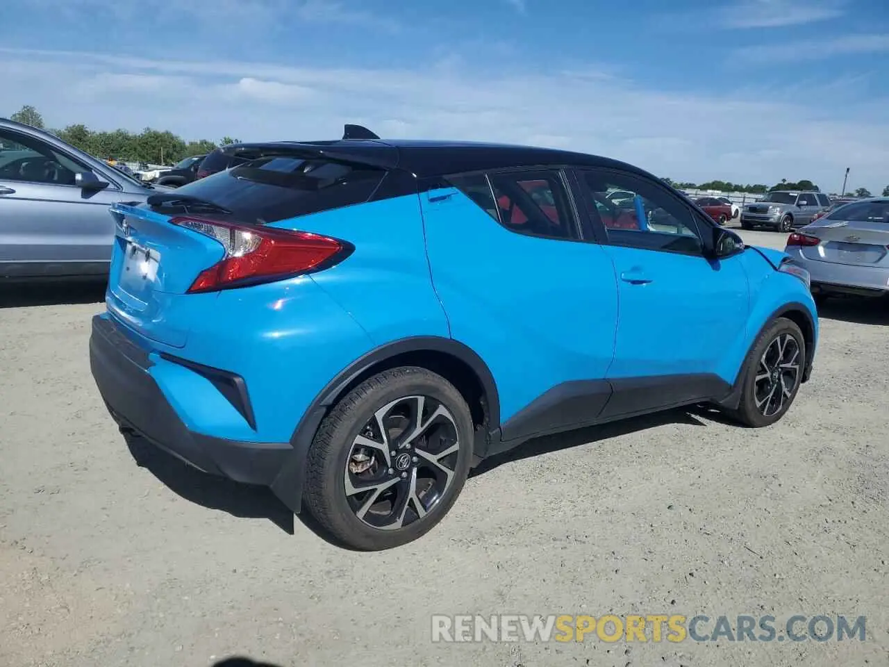 3 Фотография поврежденного автомобиля JTNKHMBX3K1045672 TOYOTA C-HR 2019