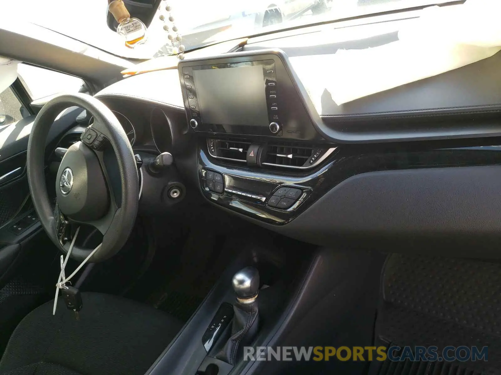 9 Photograph of a damaged car JTNKHMBX3K1050323 TOYOTA C-HR 2019