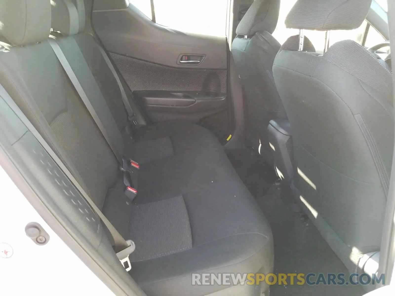 6 Photograph of a damaged car JTNKHMBX4K1012793 TOYOTA C-HR 2019