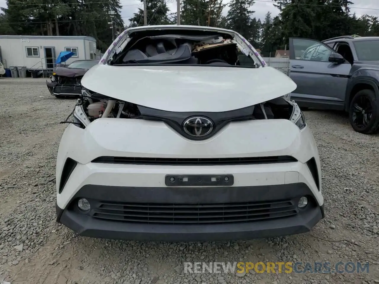 5 Photograph of a damaged car JTNKHMBX4K1039220 TOYOTA C-HR 2019