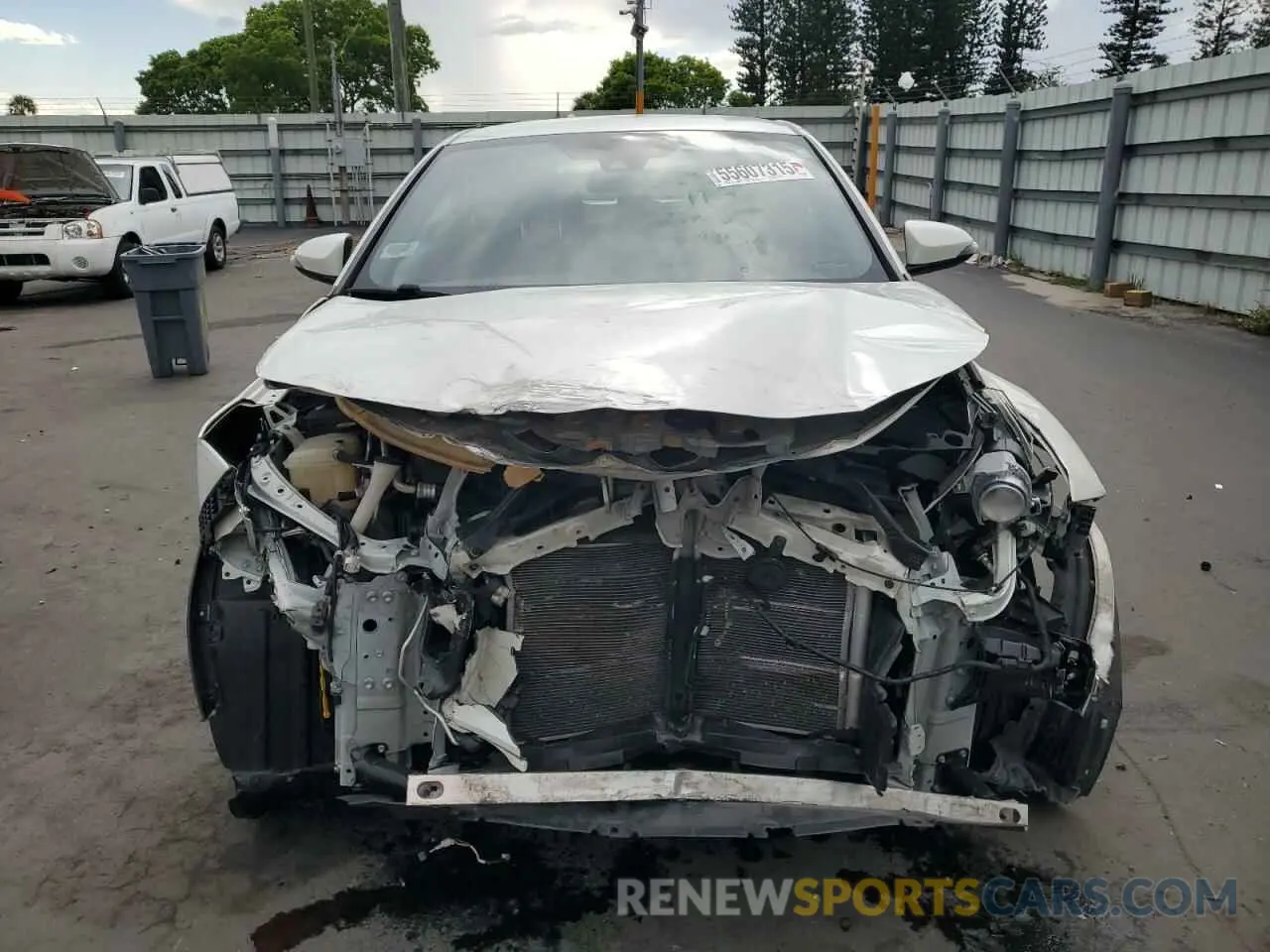 5 Photograph of a damaged car JTNKHMBX5K1014388 TOYOTA C-HR 2019