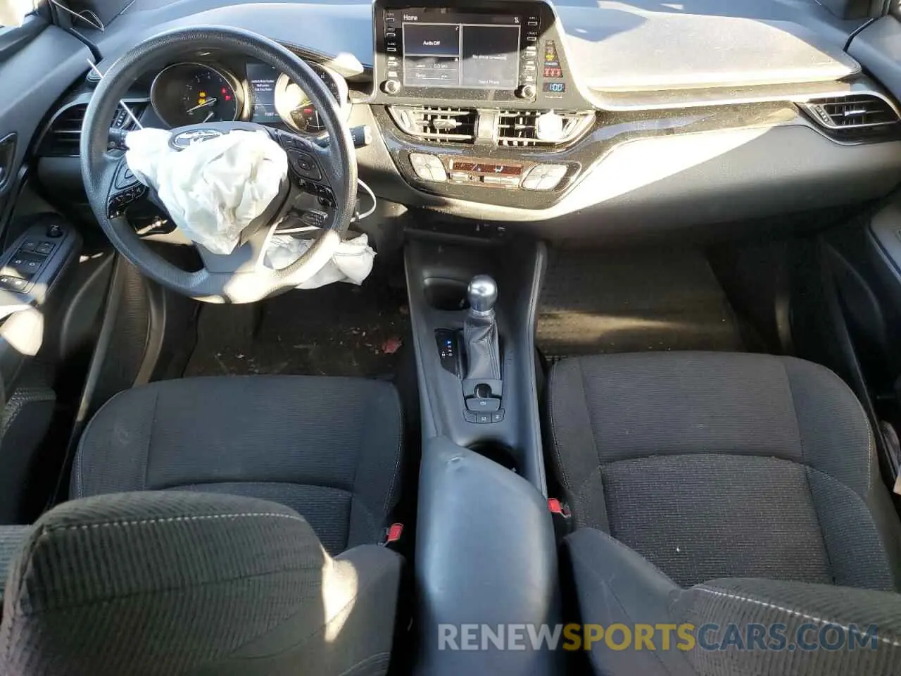 8 Photograph of a damaged car JTNKHMBX5K1025181 TOYOTA C-HR 2019