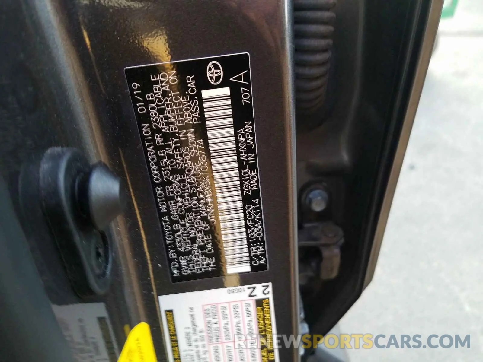 10 Photograph of a damaged car JTNKHMBX5K1035774 TOYOTA C-HR 2019