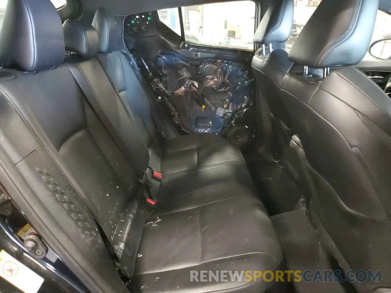 11 Photograph of a damaged car JTNKHMBX6K1015176 TOYOTA C-HR 2019