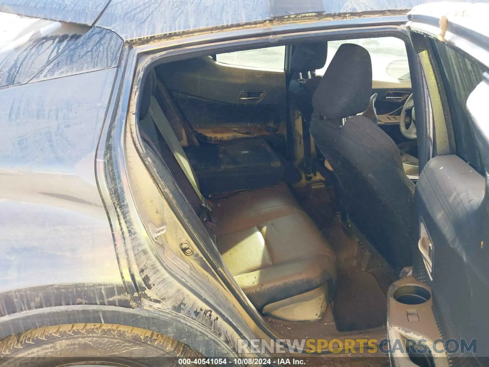 8 Photograph of a damaged car JTNKHMBX7K1021164 TOYOTA C-HR 2019