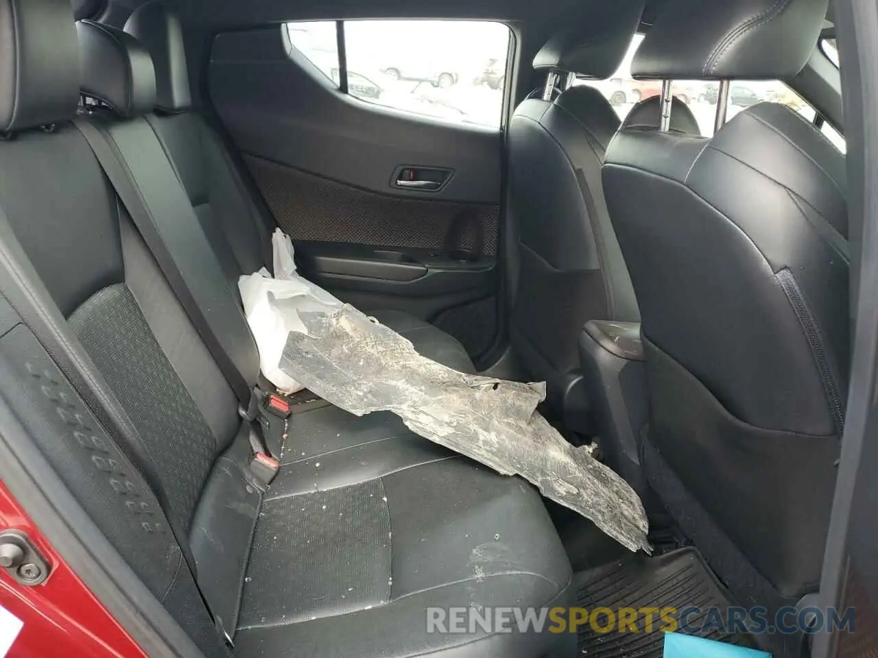 11 Photograph of a damaged car JTNKHMBX7K1025540 TOYOTA C-HR 2019