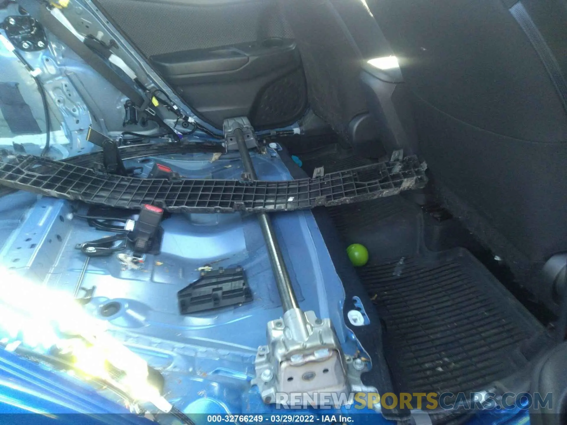 8 Фотография поврежденного автомобиля JTNKHMBX7K1027613 TOYOTA C-HR 2019