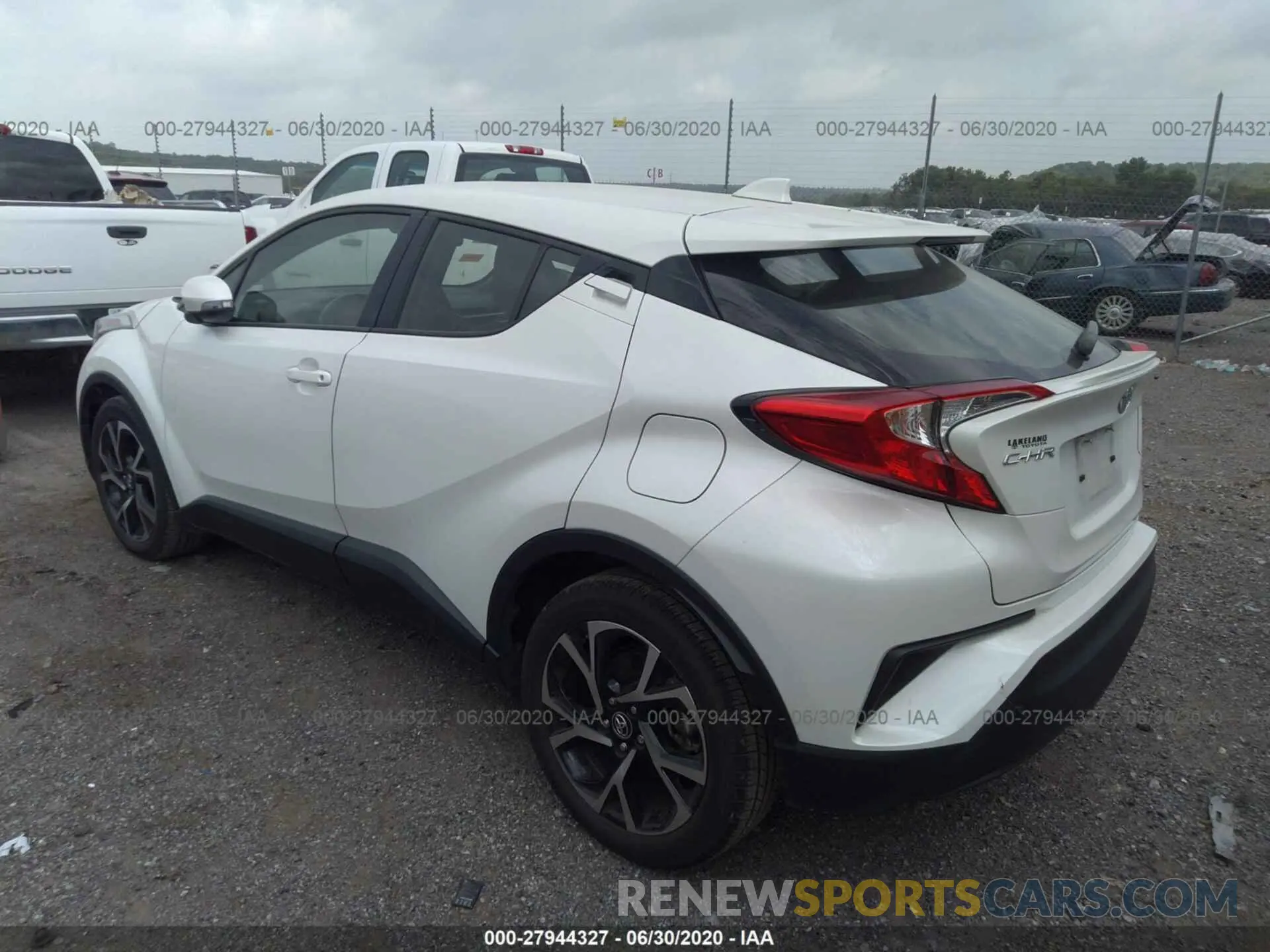 3 Photograph of a damaged car JTNKHMBX7K1047179 TOYOTA C-HR 2019
