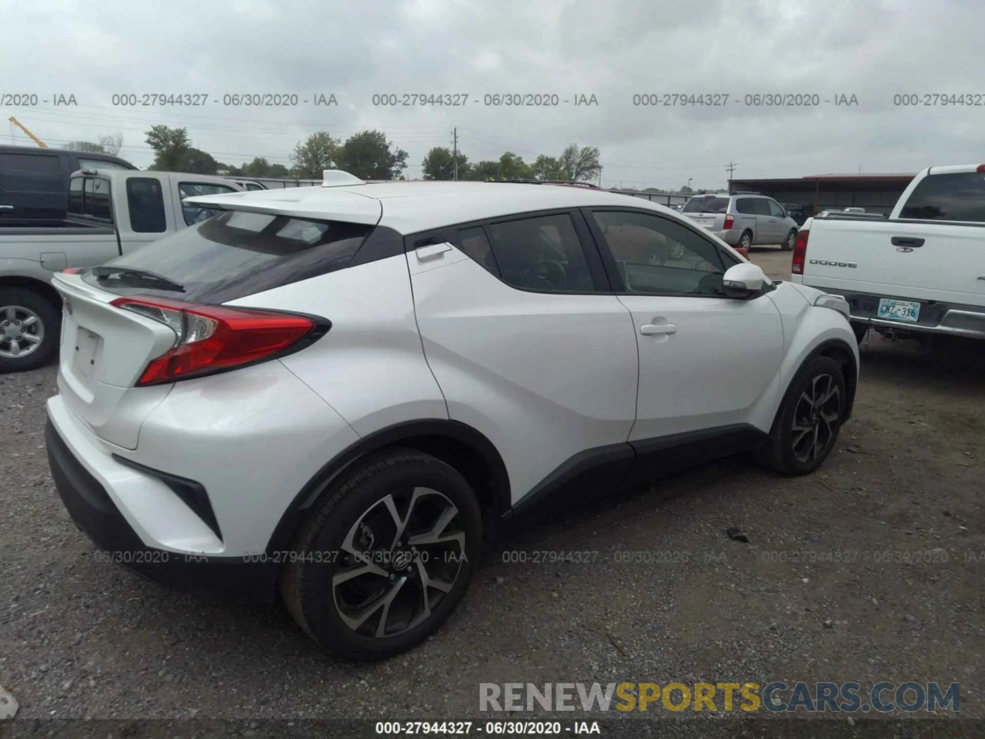 4 Photograph of a damaged car JTNKHMBX7K1047179 TOYOTA C-HR 2019