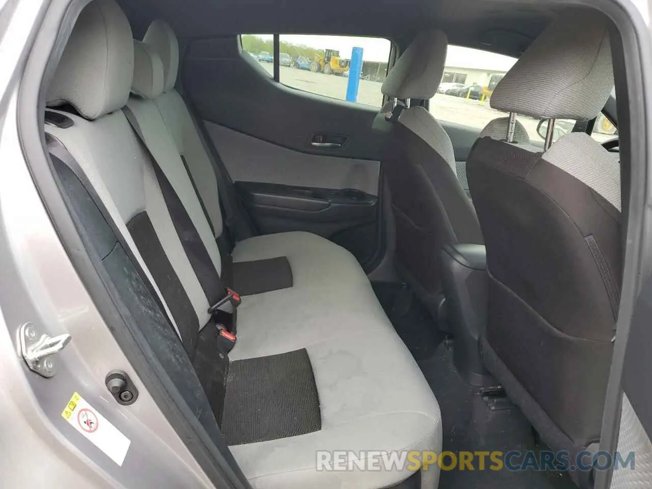 11 Фотография поврежденного автомобиля JTNKHMBX7K1048428 TOYOTA C-HR 2019