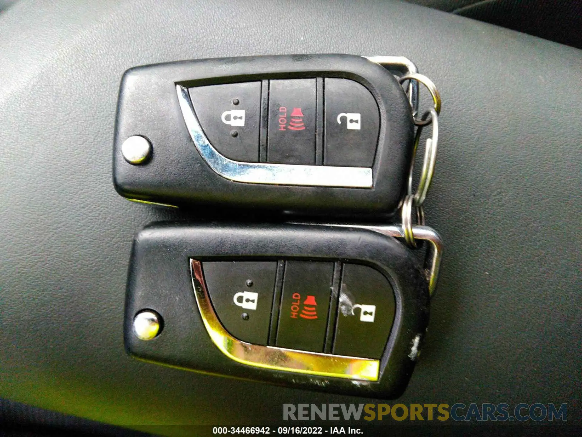 11 Photograph of a damaged car JTNKHMBX7K1054911 TOYOTA C-HR 2019
