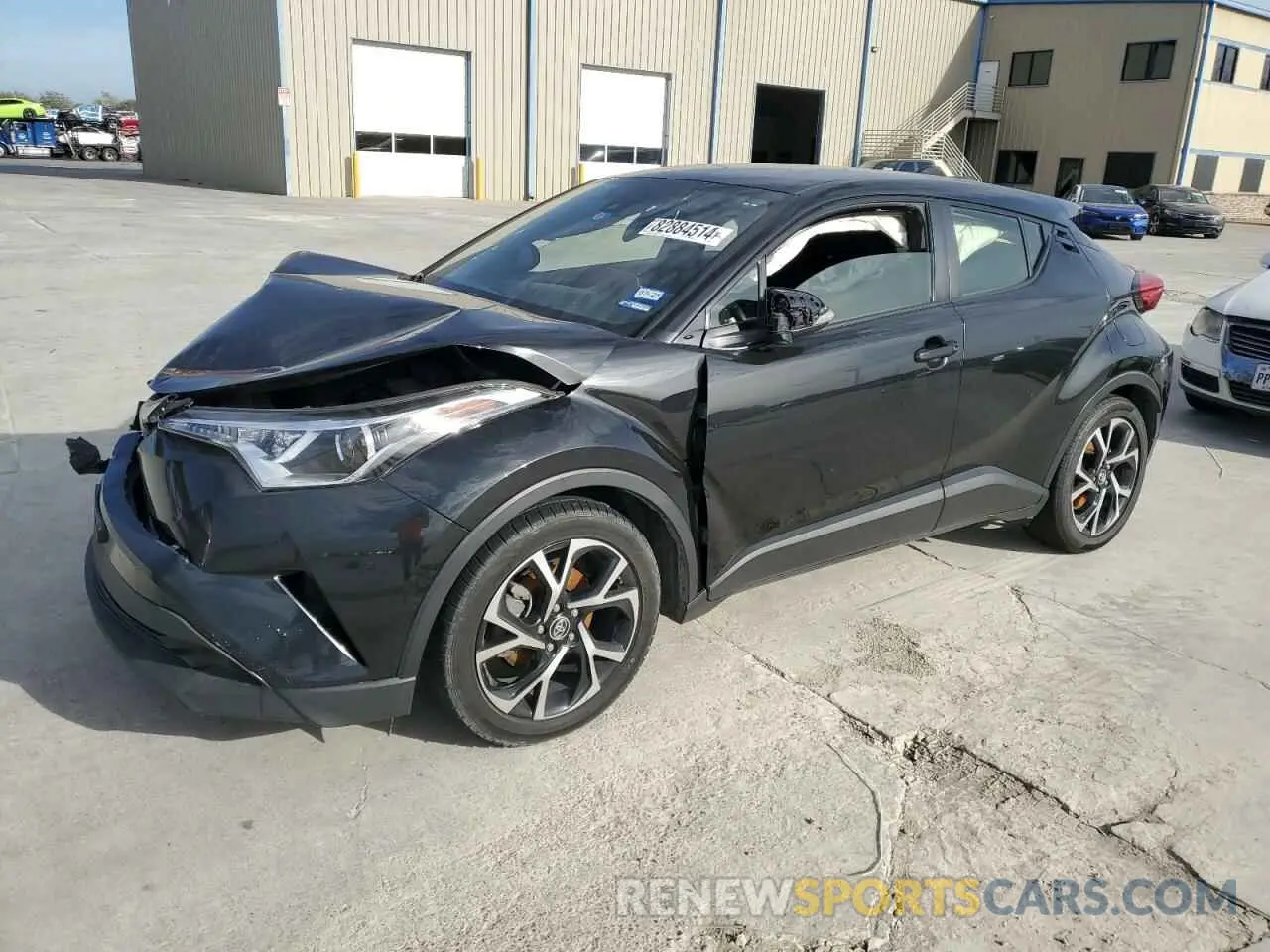 1 Фотография поврежденного автомобиля JTNKHMBX8K1032593 TOYOTA C-HR 2019