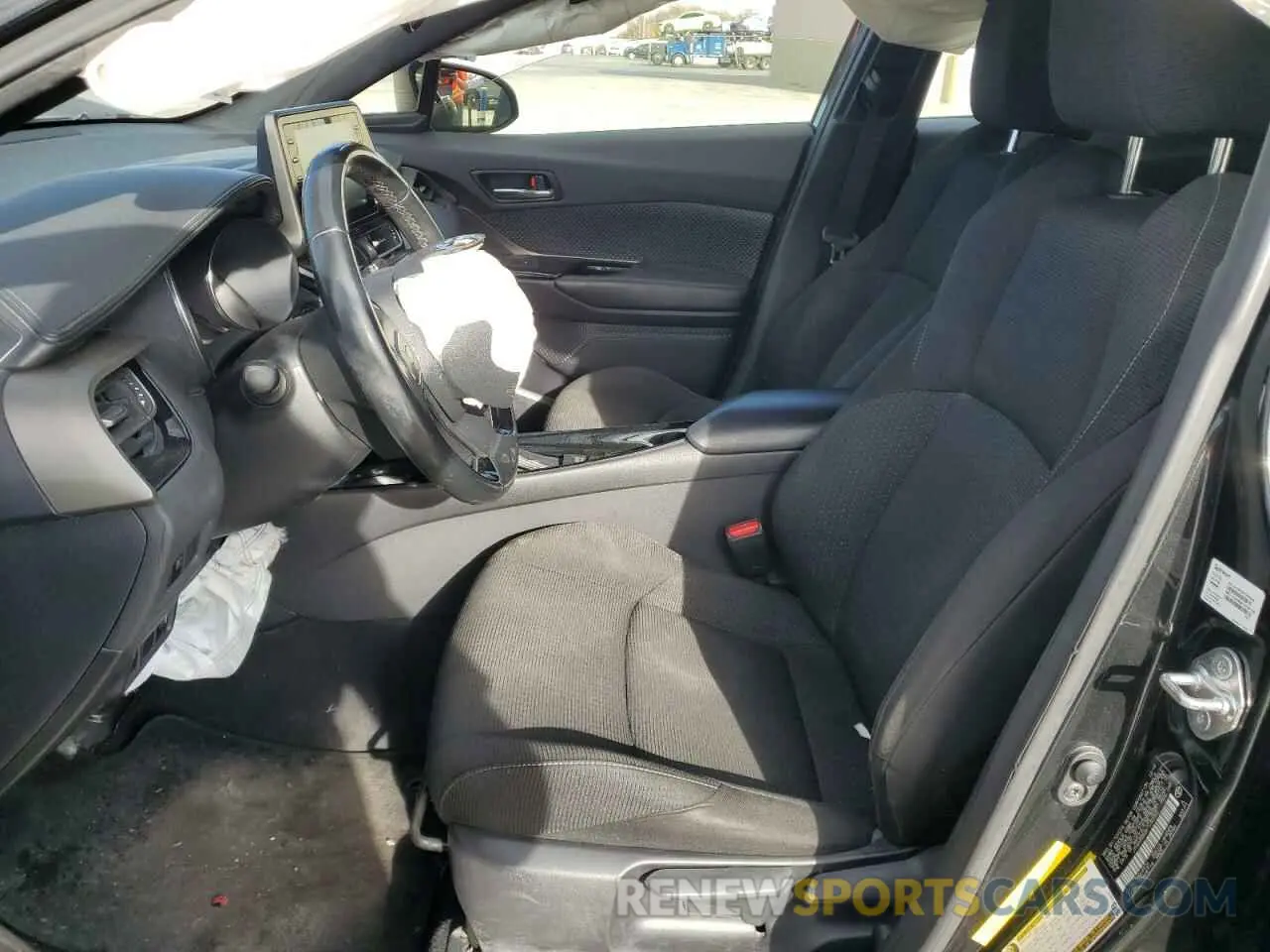7 Фотография поврежденного автомобиля JTNKHMBX8K1032593 TOYOTA C-HR 2019