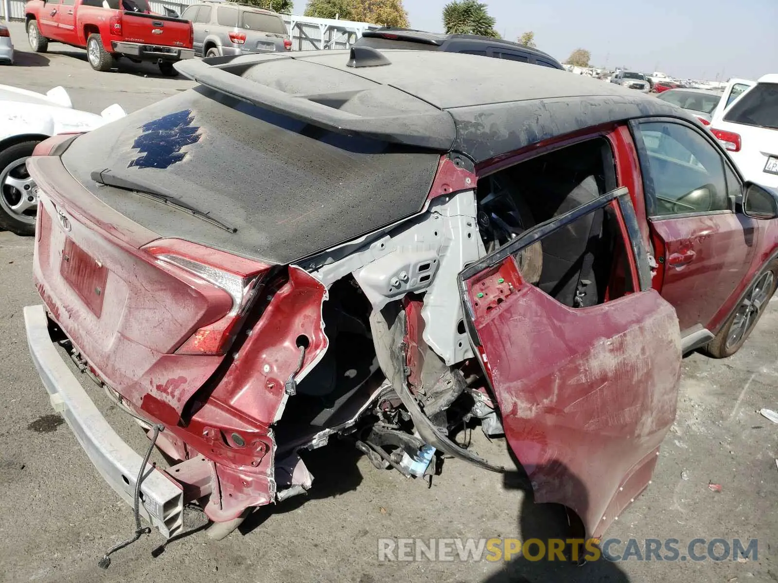 9 Photograph of a damaged car JTNKHMBX8K1033386 TOYOTA C-HR 2019