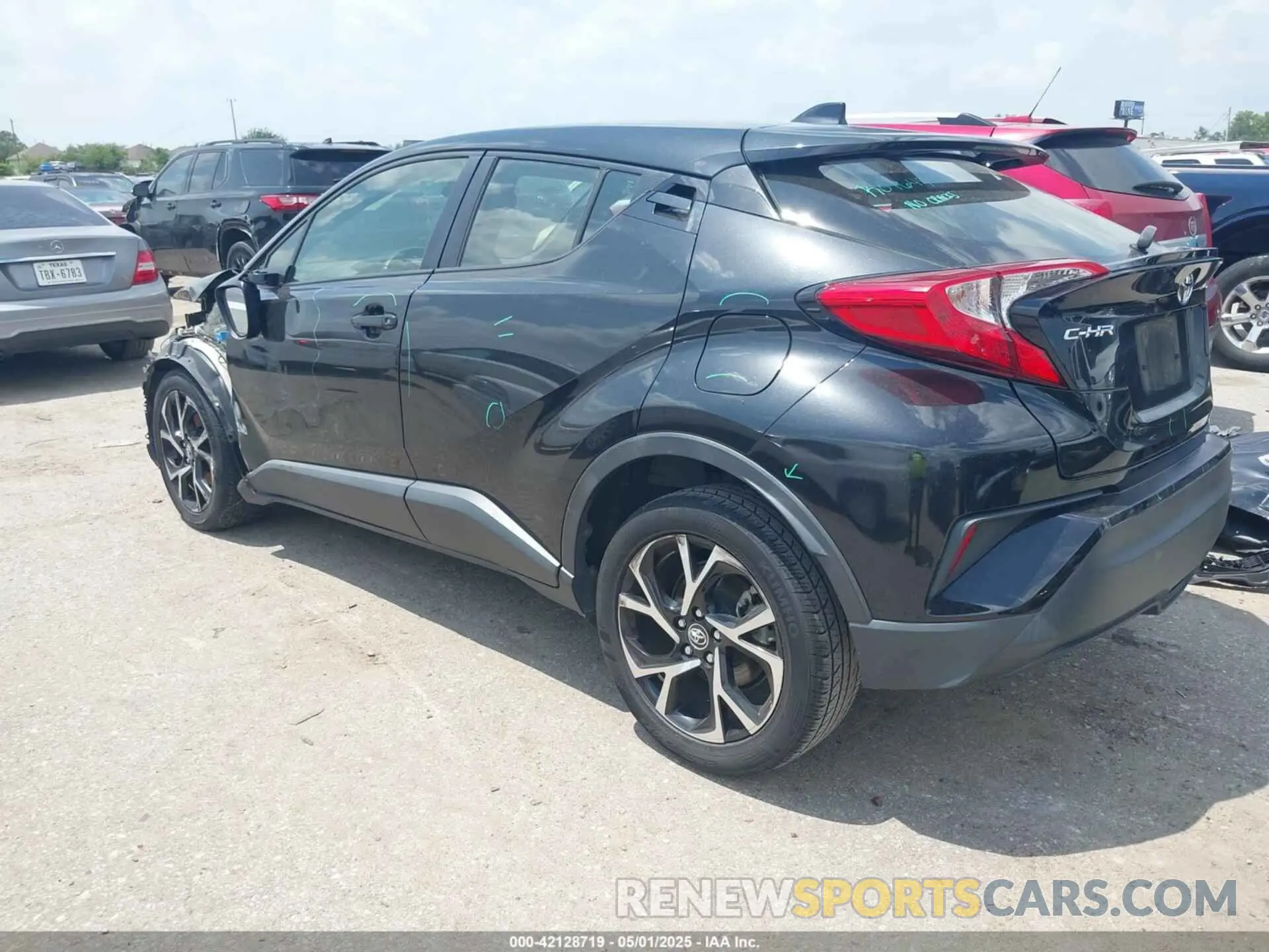 3 Photograph of a damaged car JTNKHMBX8K1036868 TOYOTA C-HR 2019