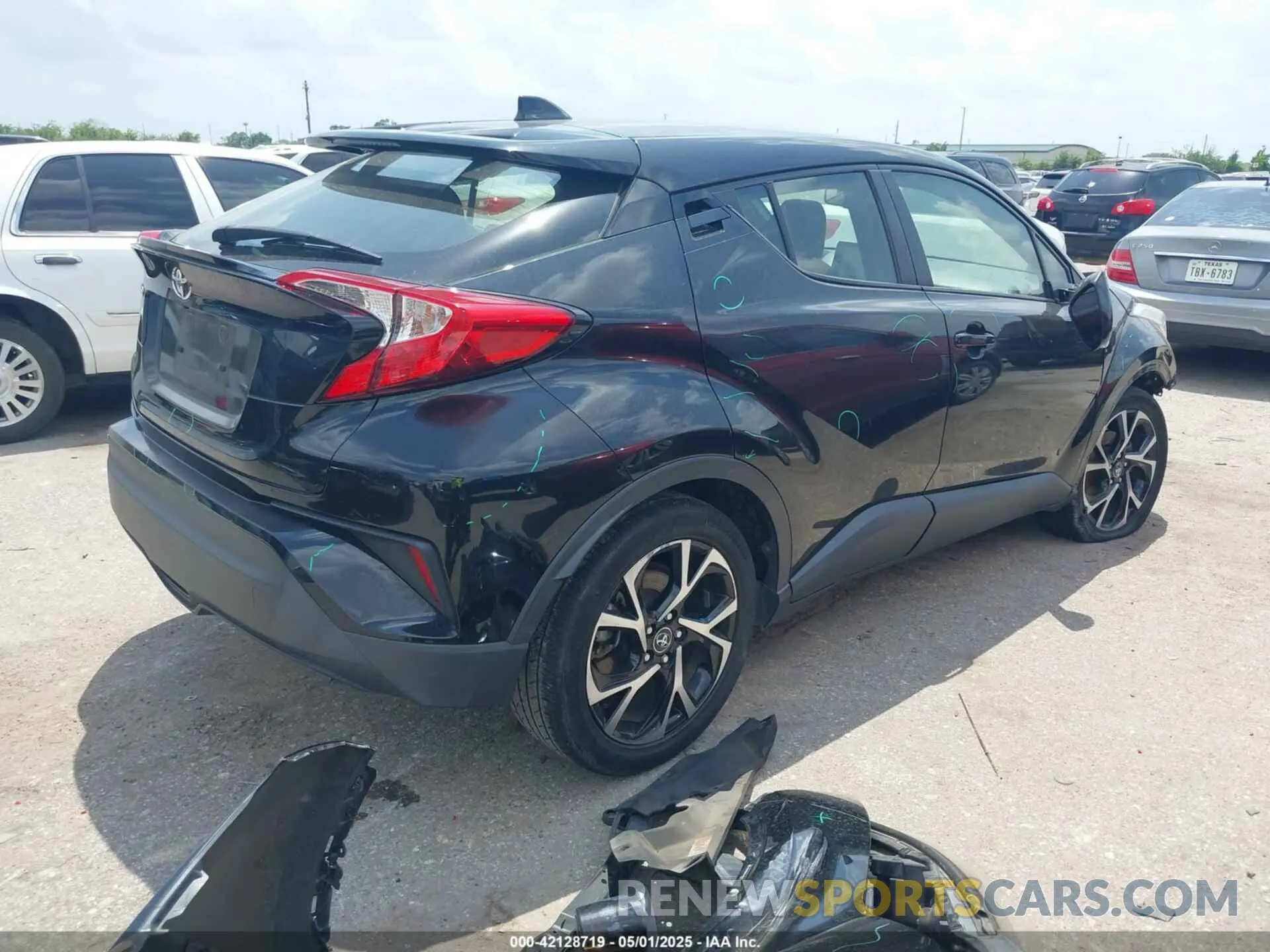 4 Photograph of a damaged car JTNKHMBX8K1036868 TOYOTA C-HR 2019