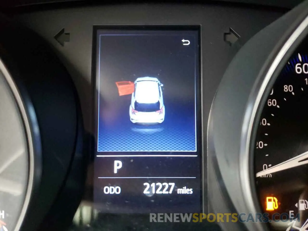 8 Photograph of a damaged car JTNKHMBX8K1043870 TOYOTA C-HR 2019