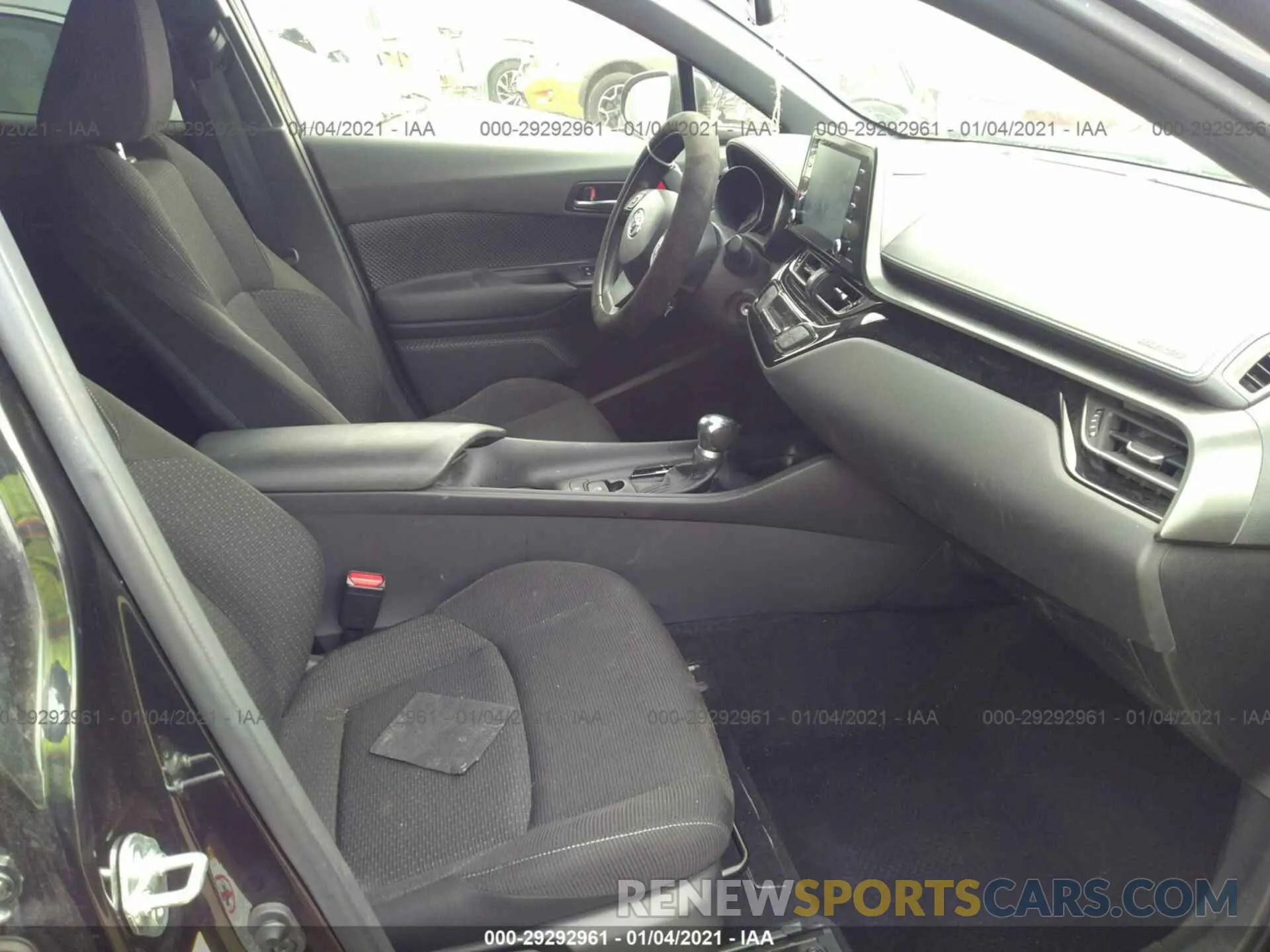 5 Photograph of a damaged car JTNKHMBX8K1049667 TOYOTA C-HR 2019