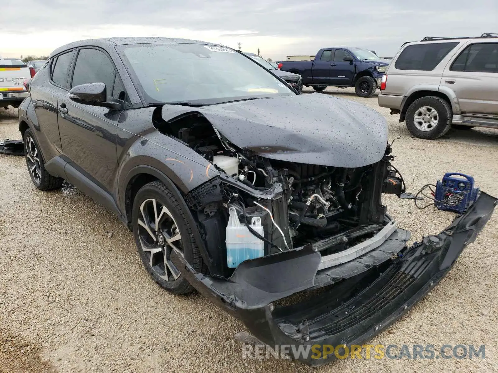 1 Photograph of a damaged car JTNKHMBX8K1053153 TOYOTA C-HR 2019