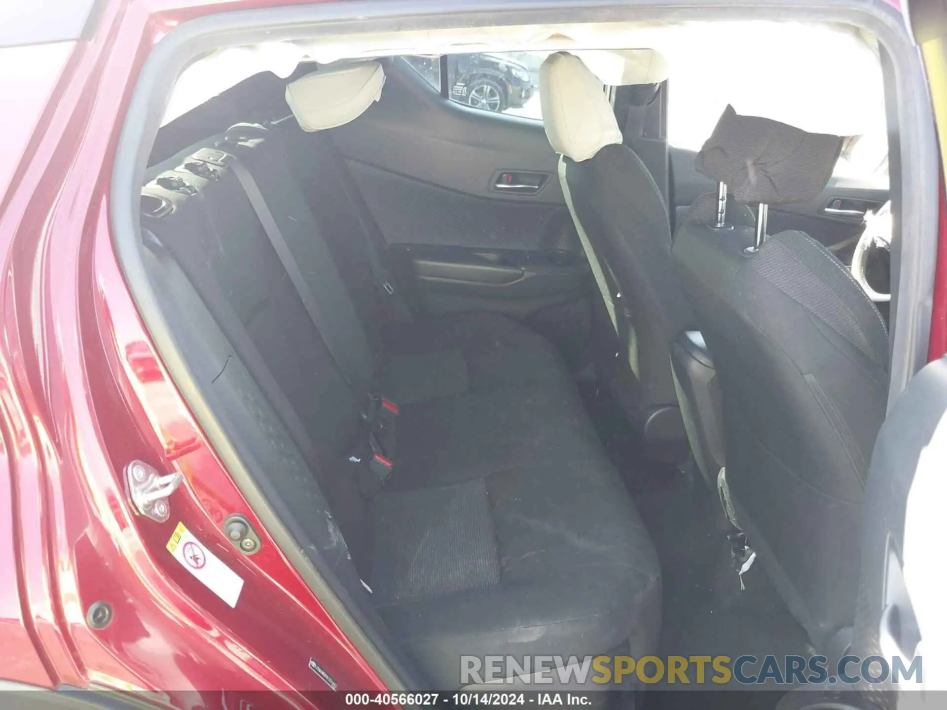 8 Photograph of a damaged car JTNKHMBX9K1016662 TOYOTA C-HR 2019
