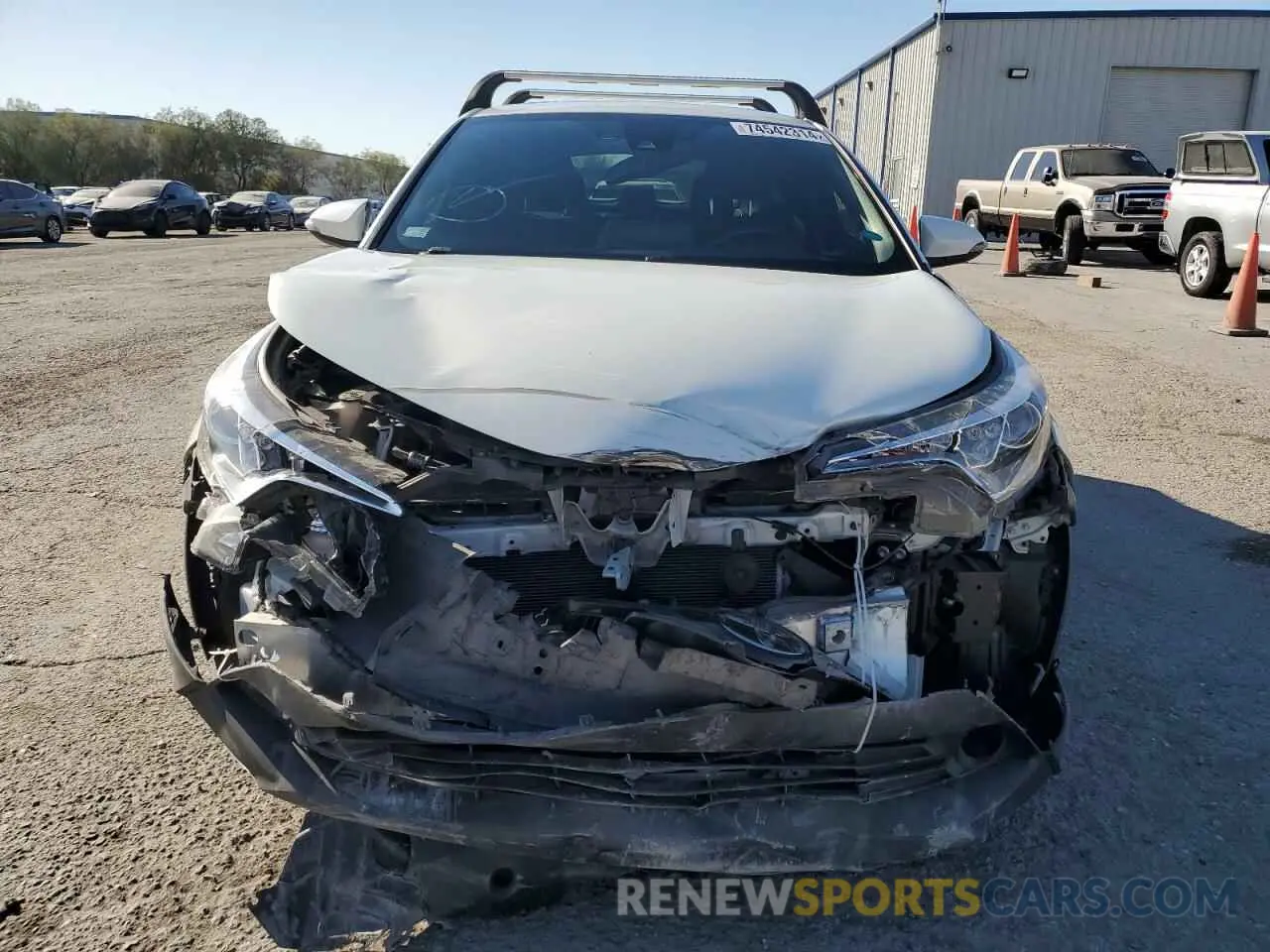 5 Photograph of a damaged car JTNKHMBX9K1045725 TOYOTA C-HR 2019