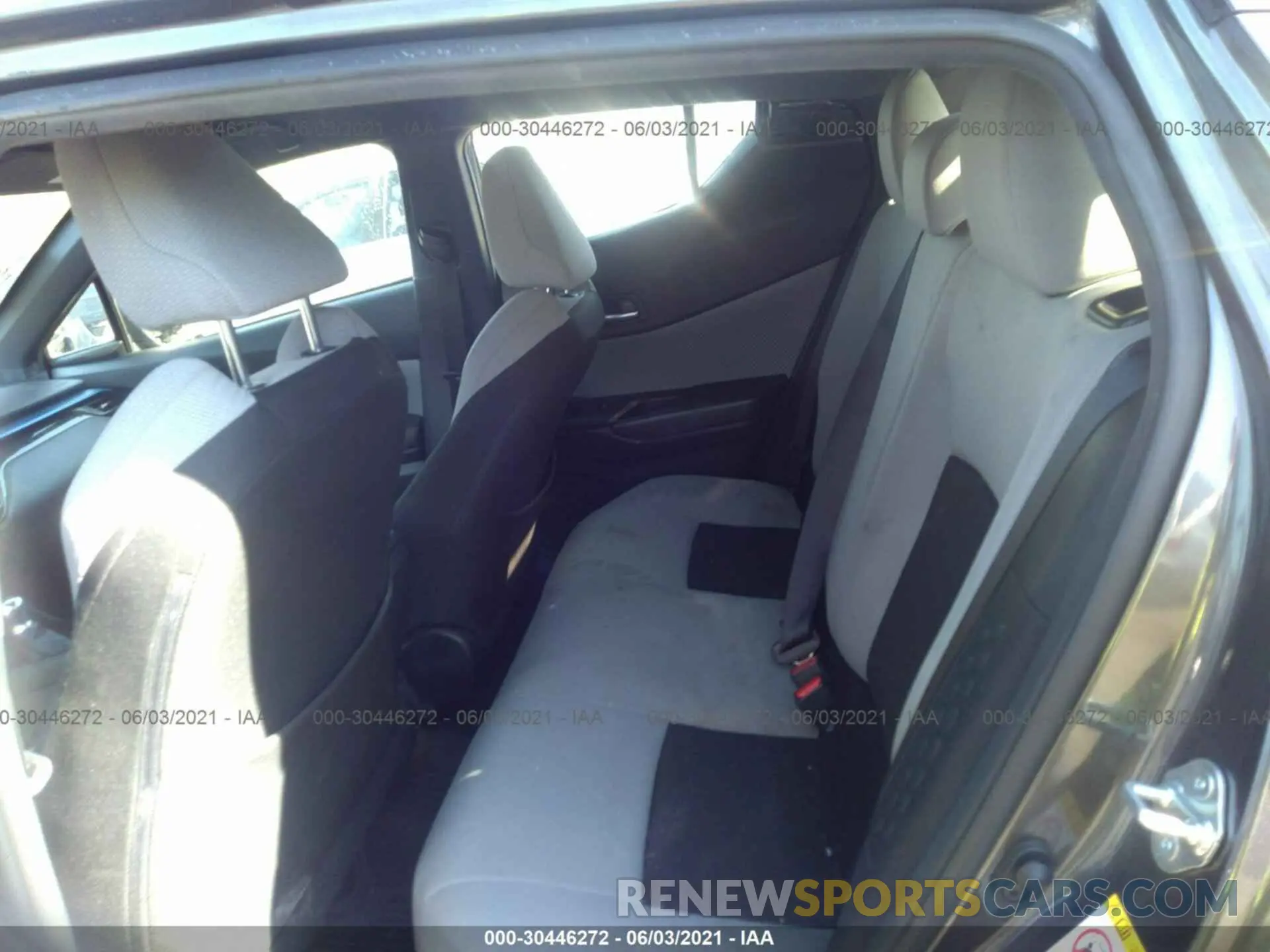 8 Photograph of a damaged car JTNKHMBX9K1053727 TOYOTA C-HR 2019