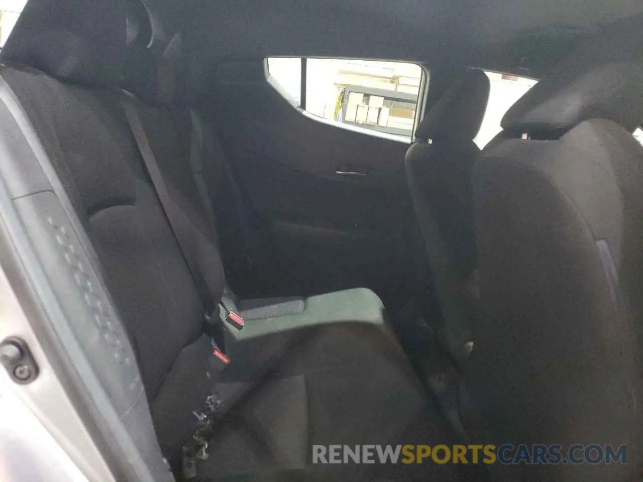 11 Фотография поврежденного автомобиля JTNKHMBX9K1061004 TOYOTA C-HR 2019
