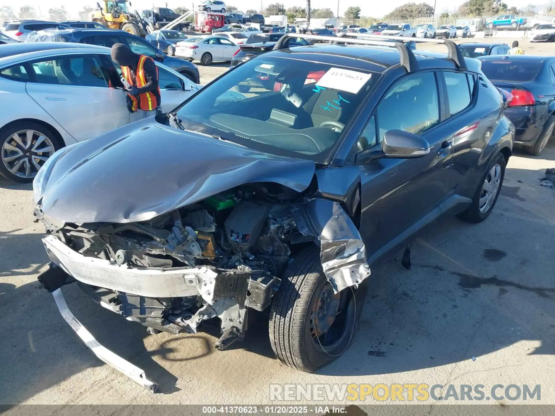 2 Photograph of a damaged car JTNKHMBXXK1039920 TOYOTA C-HR 2019