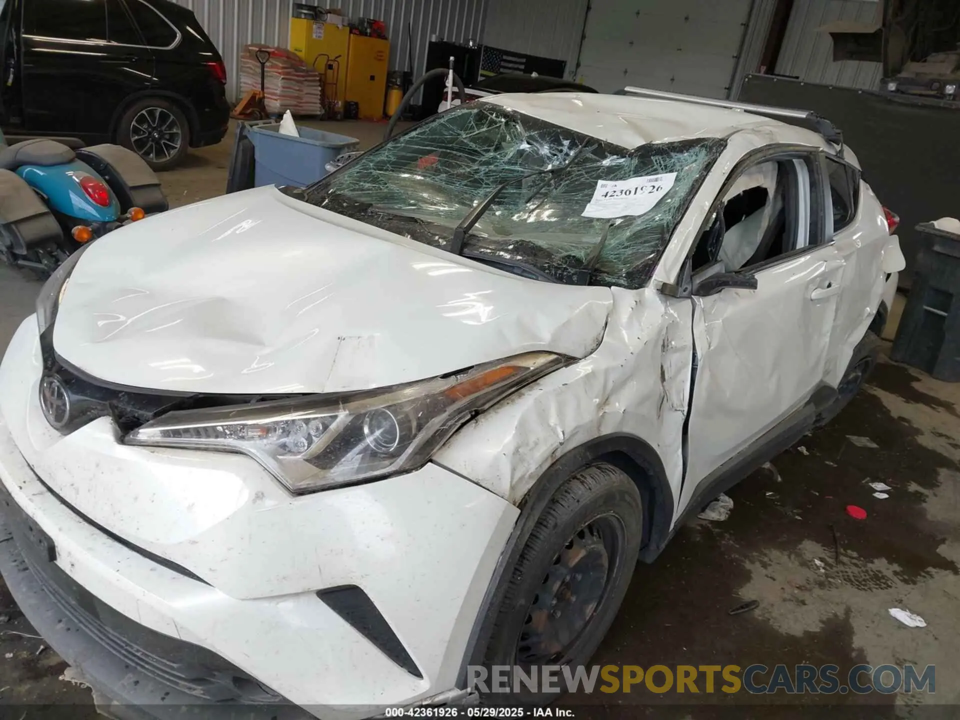 6 Фотография поврежденного автомобиля JTNKHMBXXK1046849 TOYOTA C-HR 2019
