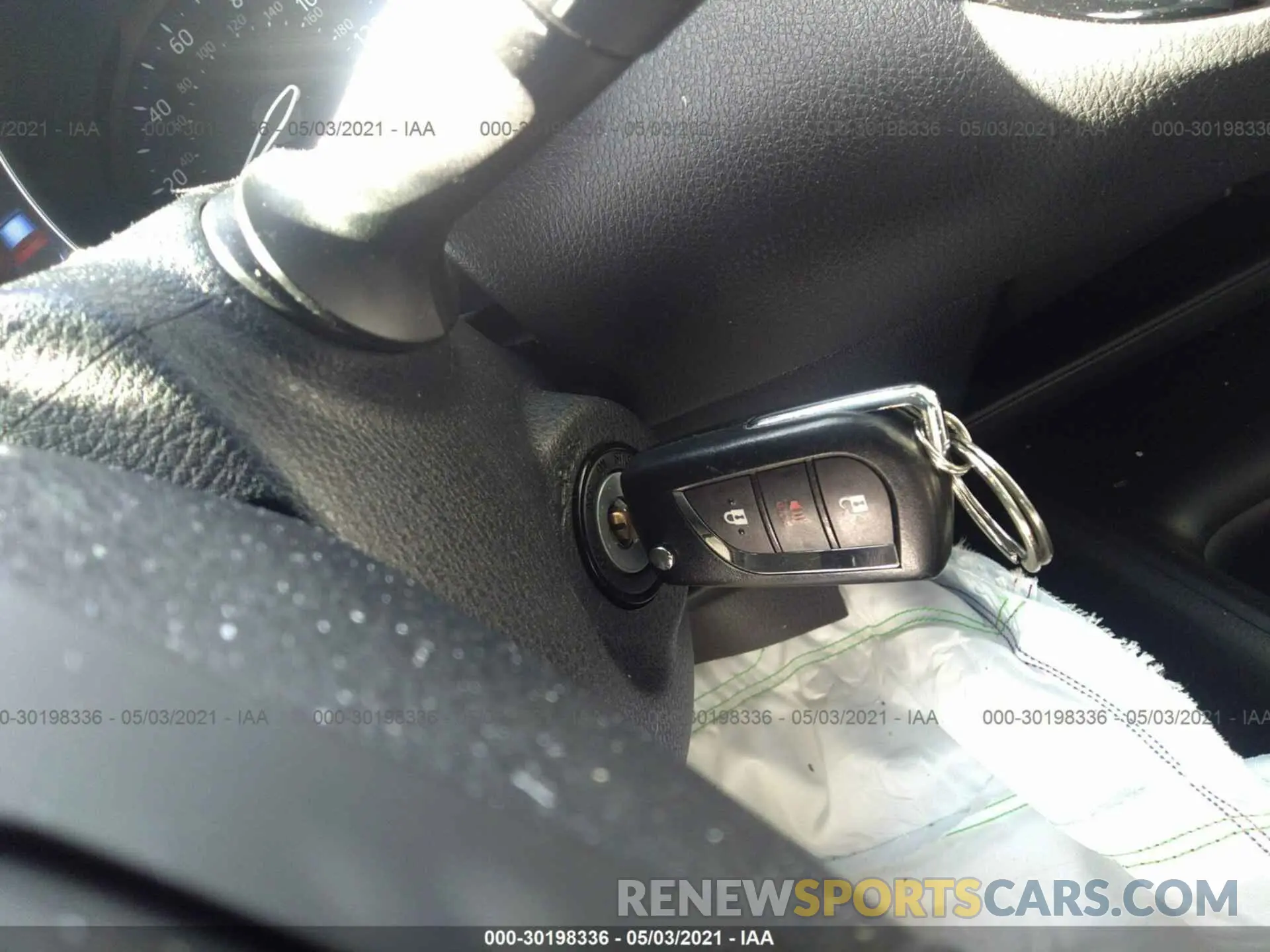 11 Photograph of a damaged car JTNKHMBXXK1054787 TOYOTA C-HR 2019
