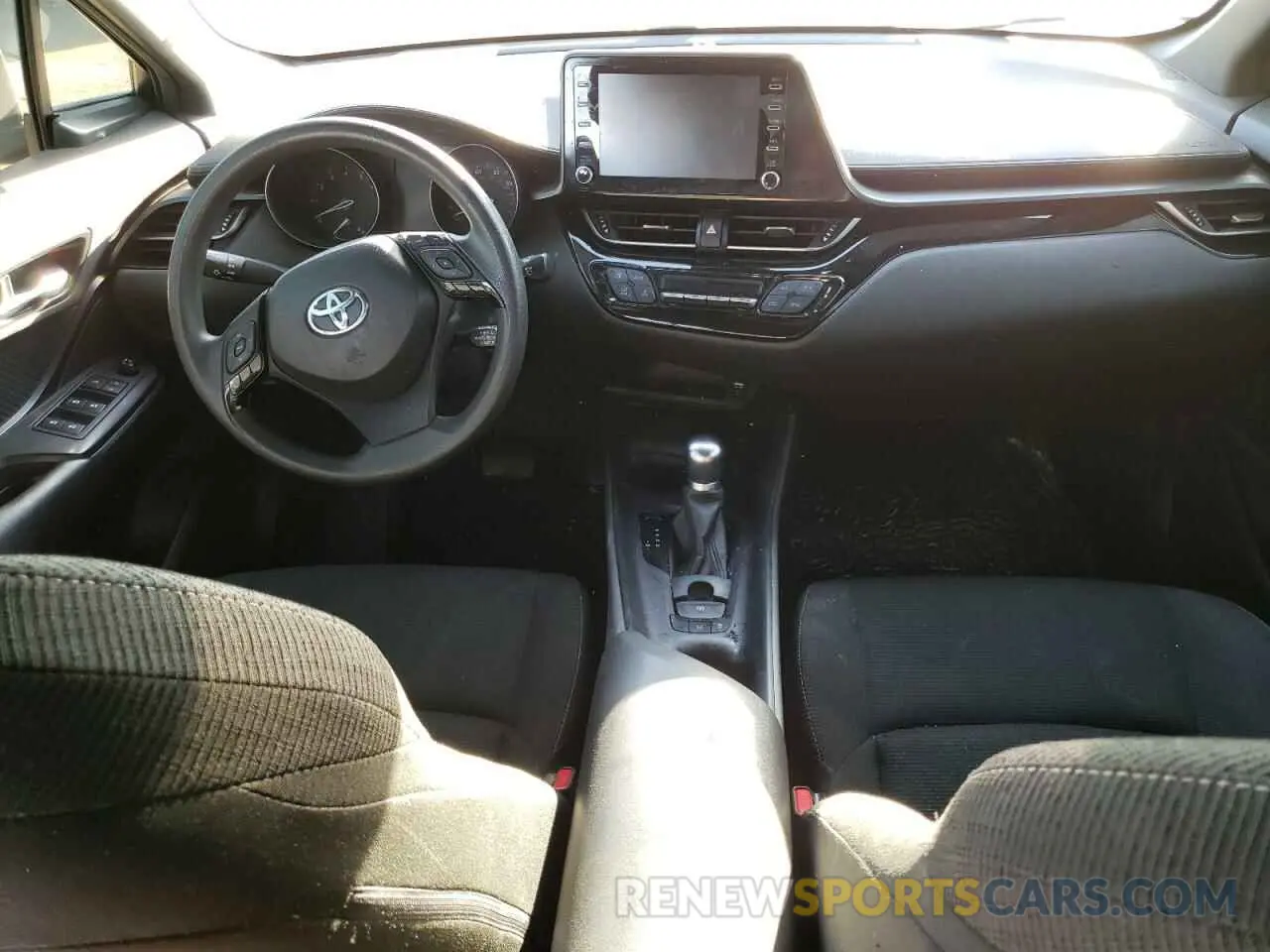 8 Photograph of a damaged car JTNKHMBXXK1057124 TOYOTA C-HR 2019