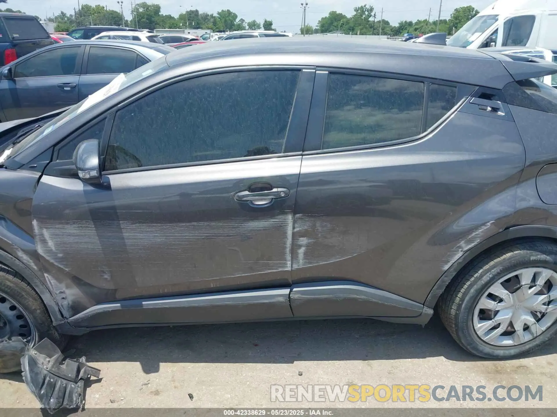 13 Фотография поврежденного автомобиля JTNKHMBXXK1058886 TOYOTA C-HR 2019