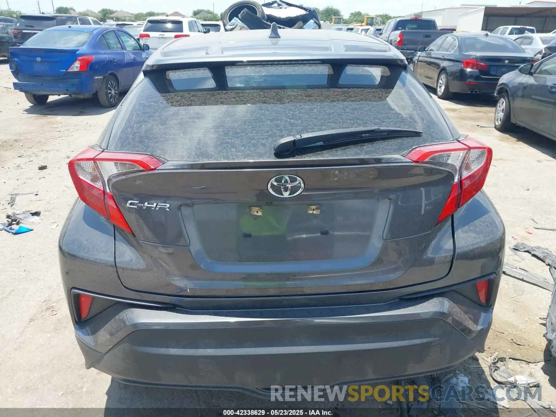 15 Фотография поврежденного автомобиля JTNKHMBXXK1058886 TOYOTA C-HR 2019