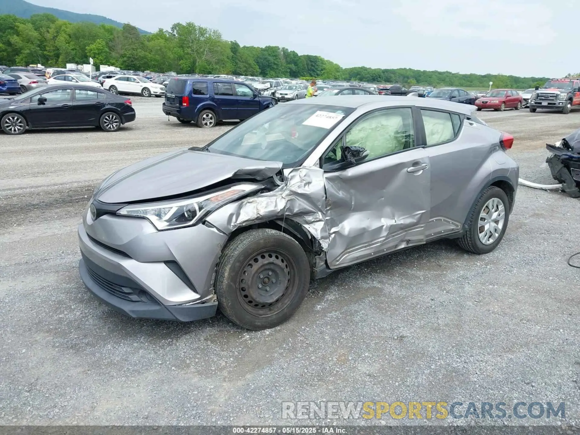 2 Photograph of a damaged car JTNKHMBXXK1060315 TOYOTA C-HR 2019