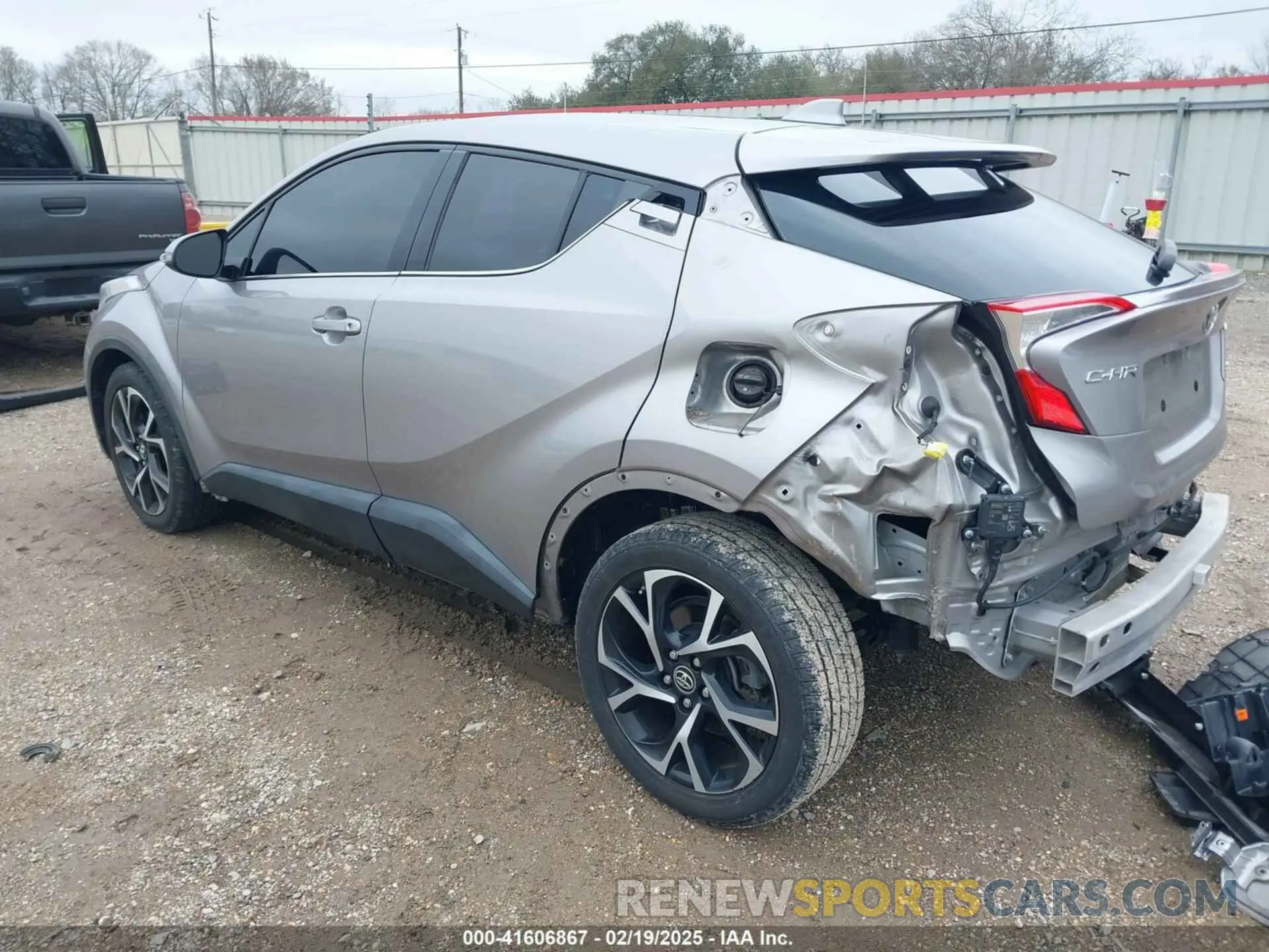 3 Photograph of a damaged car NMTKHMBX0KR082023 TOYOTA C-HR 2019