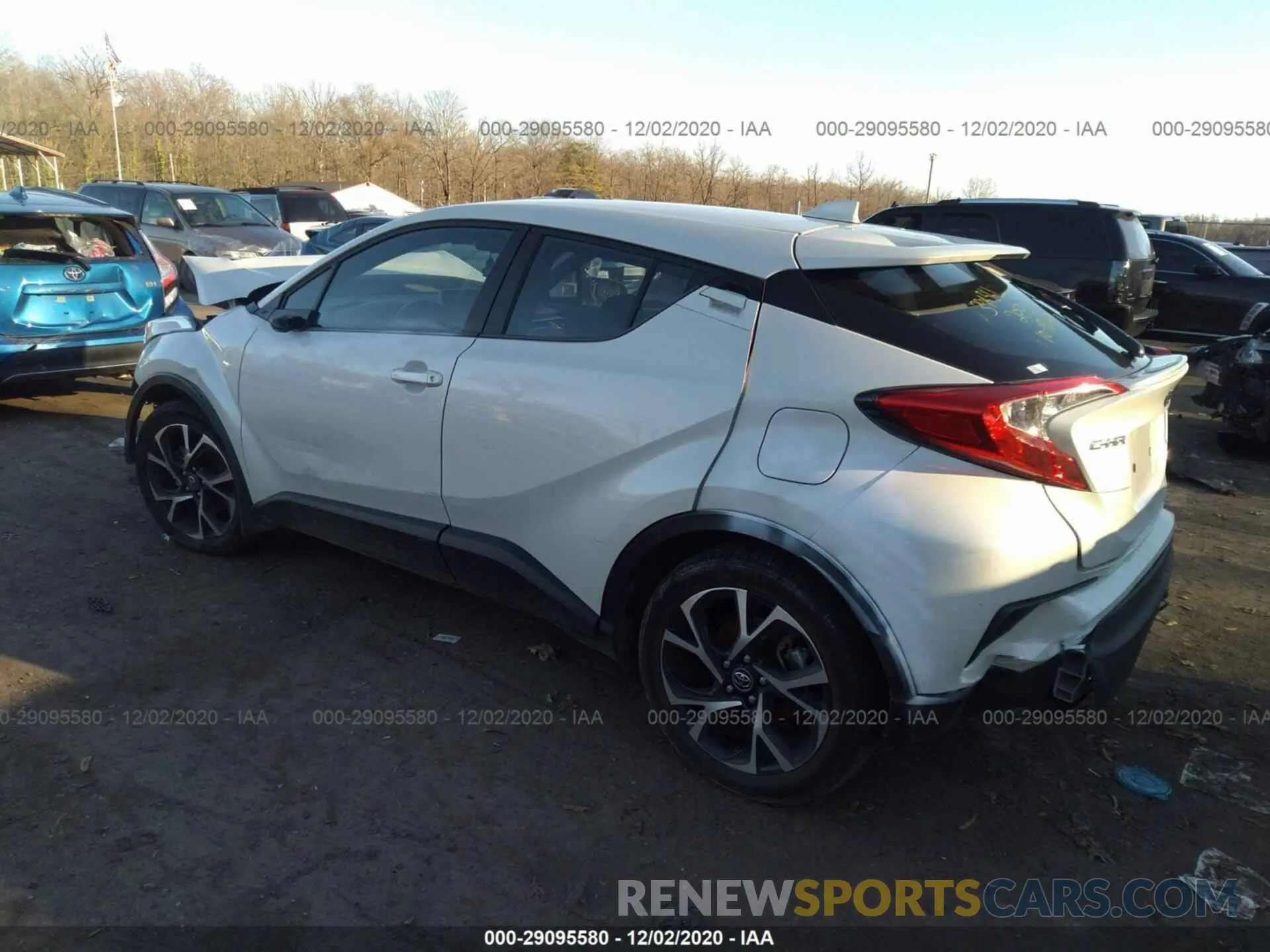 3 Photograph of a damaged car NMTKHMBX0KR100259 TOYOTA C-HR 2019