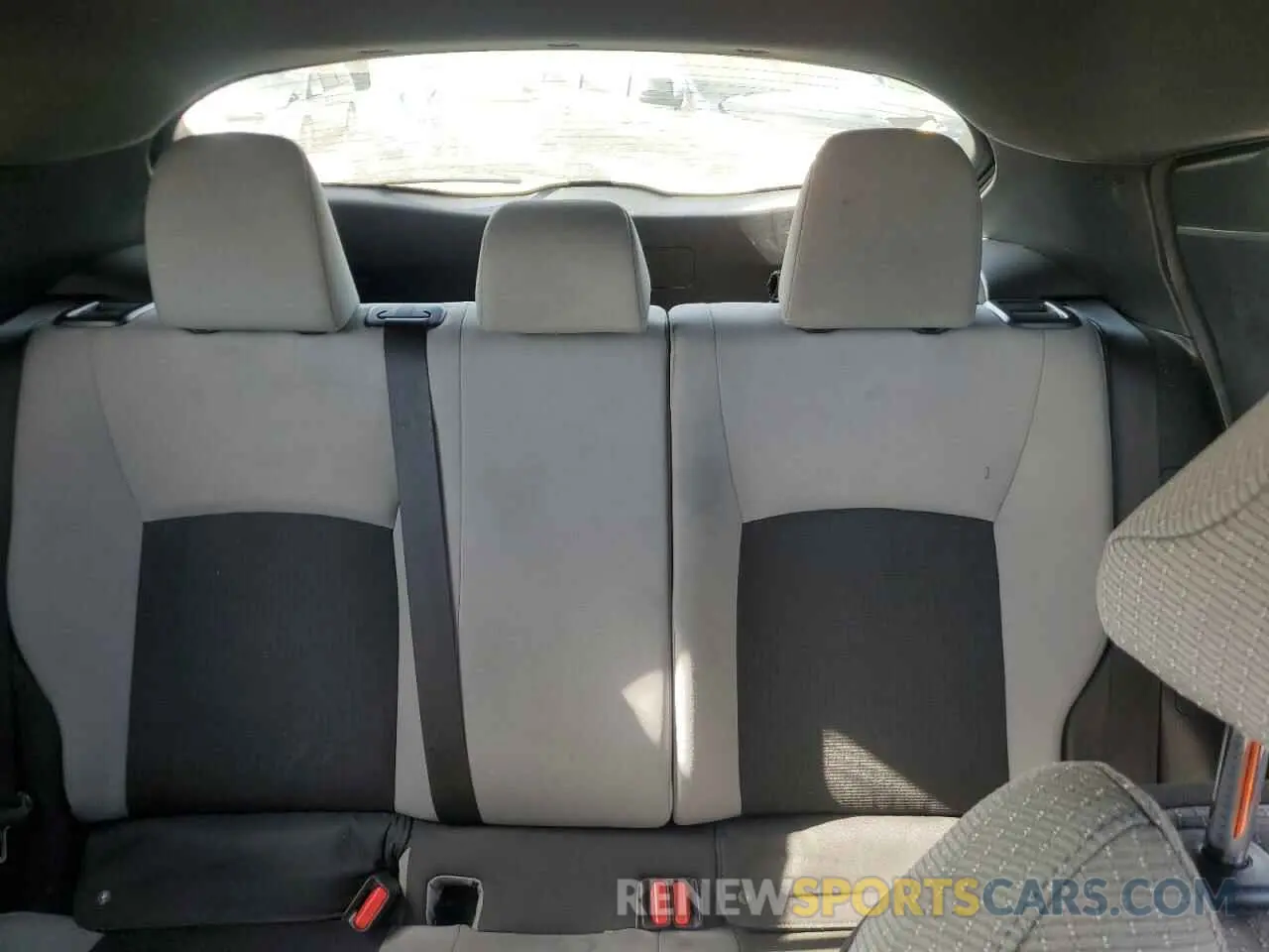 10 Фотография поврежденного автомобиля NMTKHMBX0KR100407 TOYOTA C-HR 2019