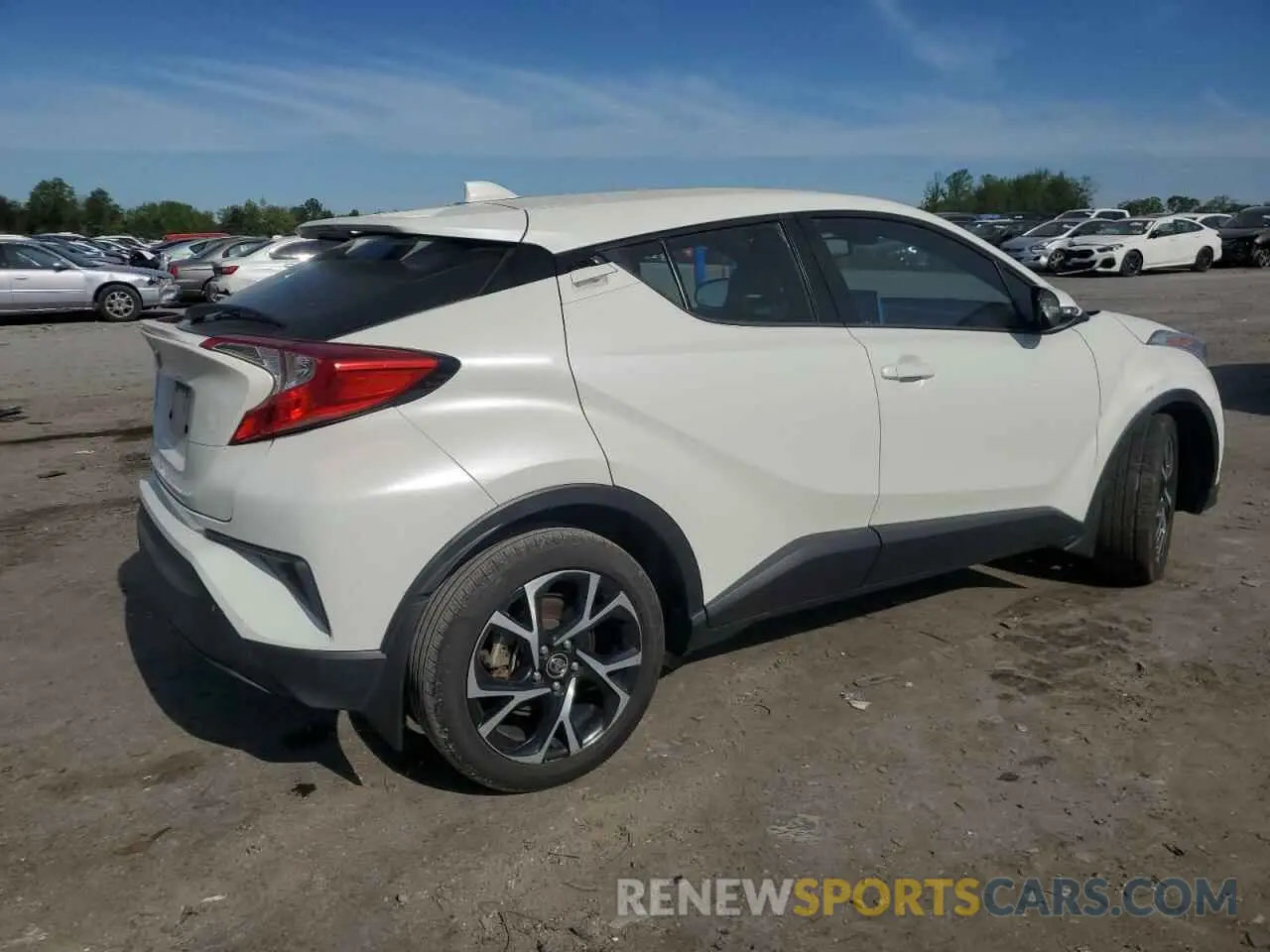 3 Фотография поврежденного автомобиля NMTKHMBX0KR100407 TOYOTA C-HR 2019