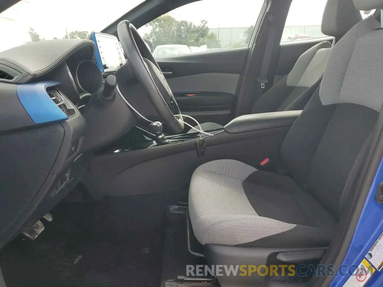 7 Фотография поврежденного автомобиля NMTKHMBX3KR079181 TOYOTA C-HR 2019