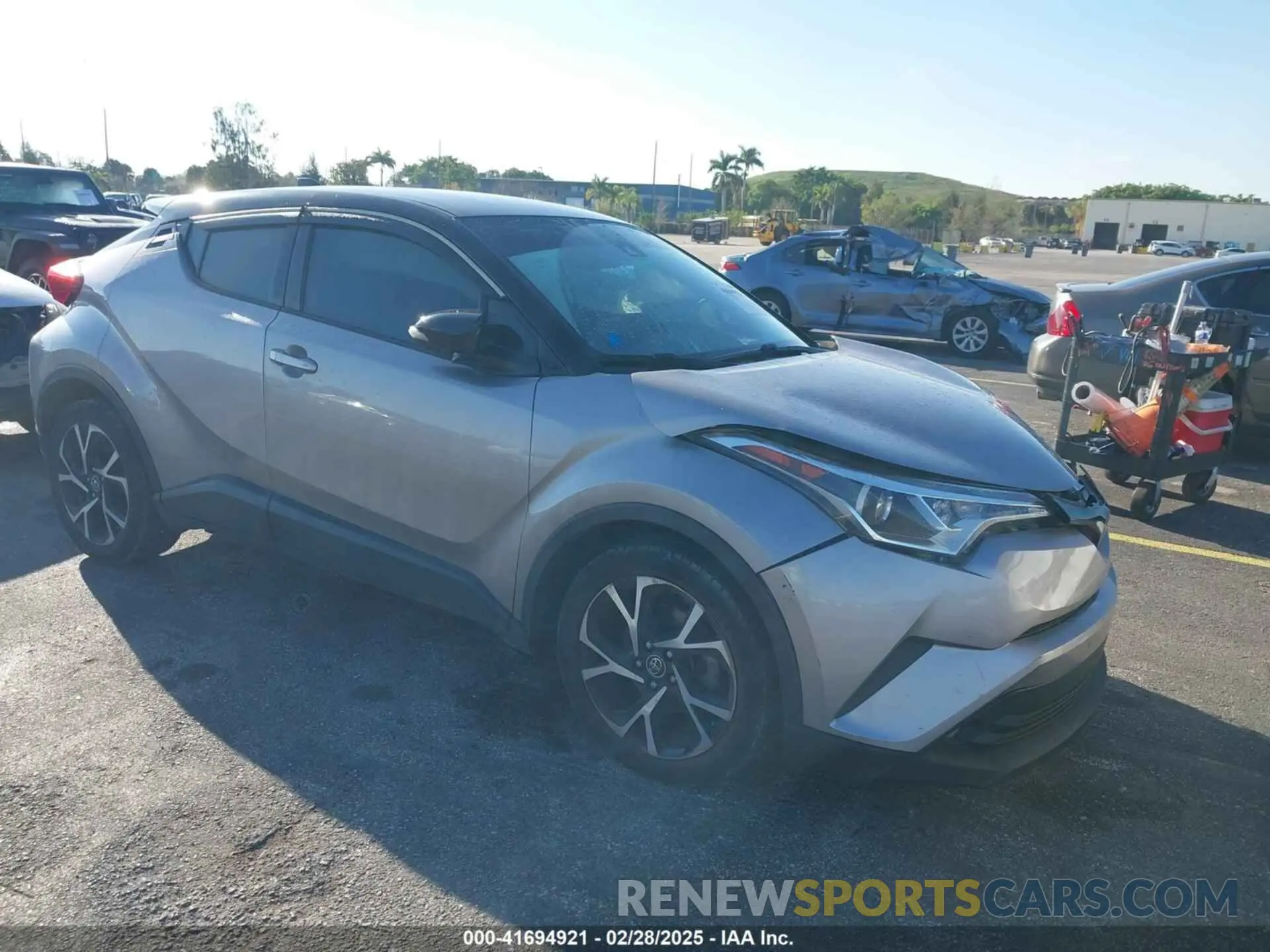 1 Фотография поврежденного автомобиля NMTKHMBX4KR082574 TOYOTA C-HR 2019