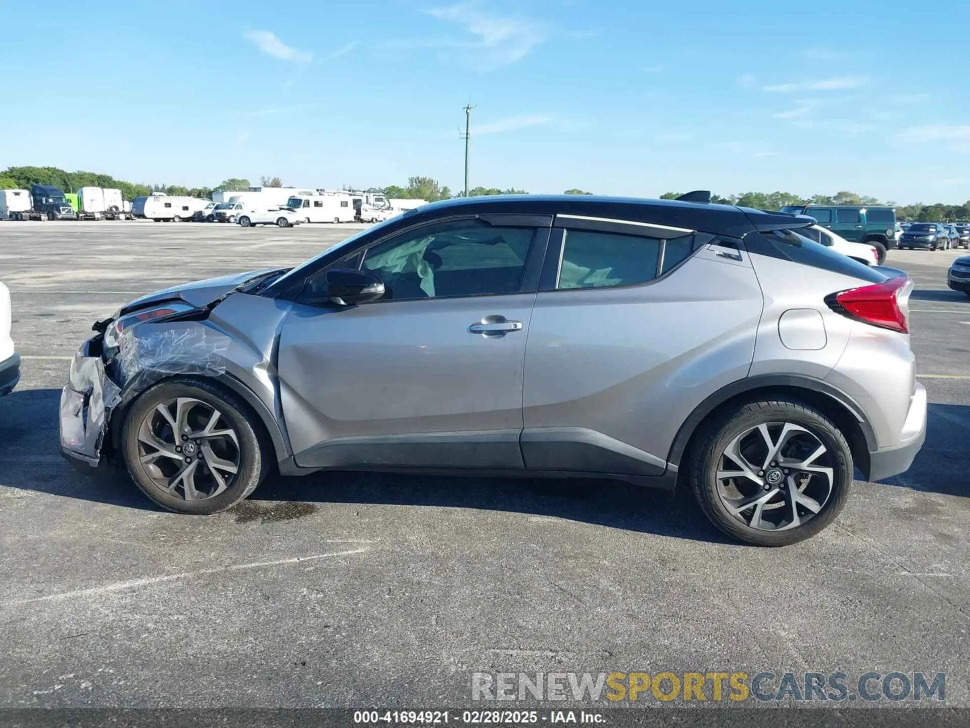 14 Фотография поврежденного автомобиля NMTKHMBX4KR082574 TOYOTA C-HR 2019