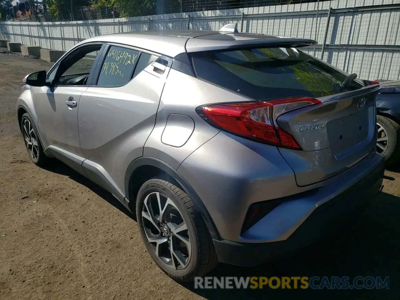 3 Фотография поврежденного автомобиля NMTKHMBX4KR085068 TOYOTA C-HR 2019