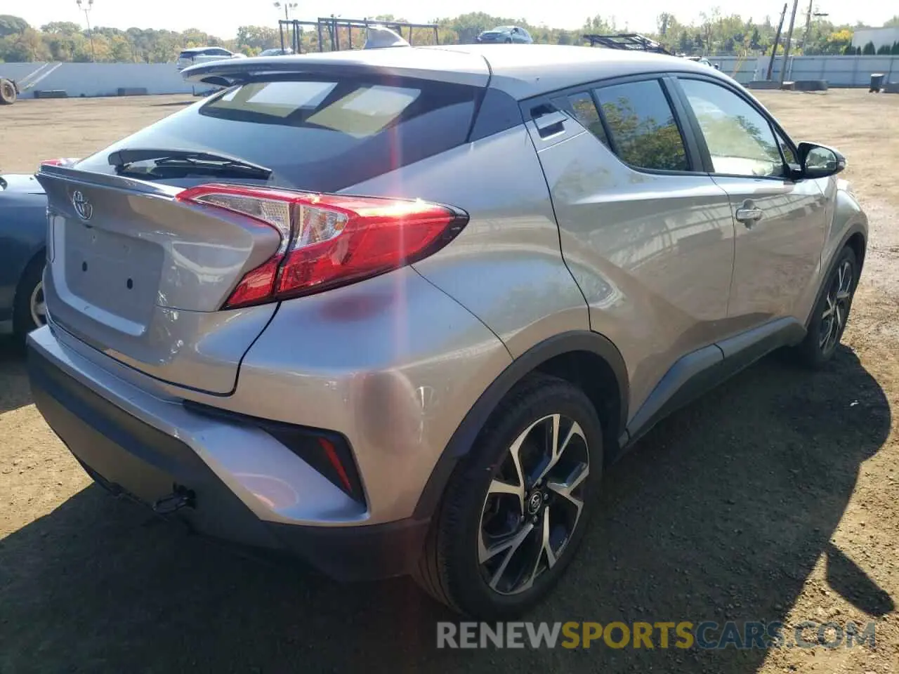 4 Фотография поврежденного автомобиля NMTKHMBX4KR085068 TOYOTA C-HR 2019