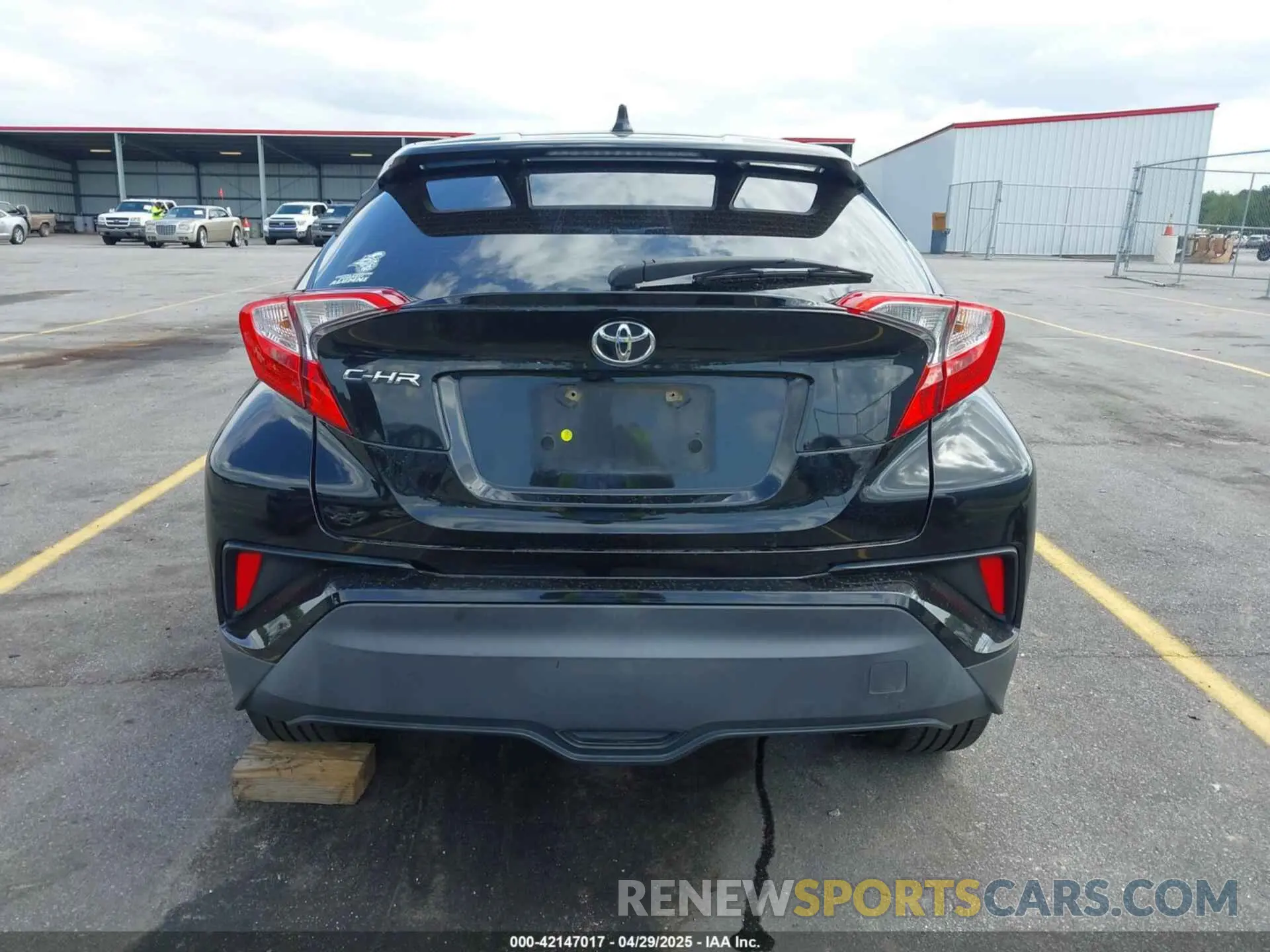 15 Photograph of a damaged car NMTKHMBX4KR096569 TOYOTA C-HR 2019