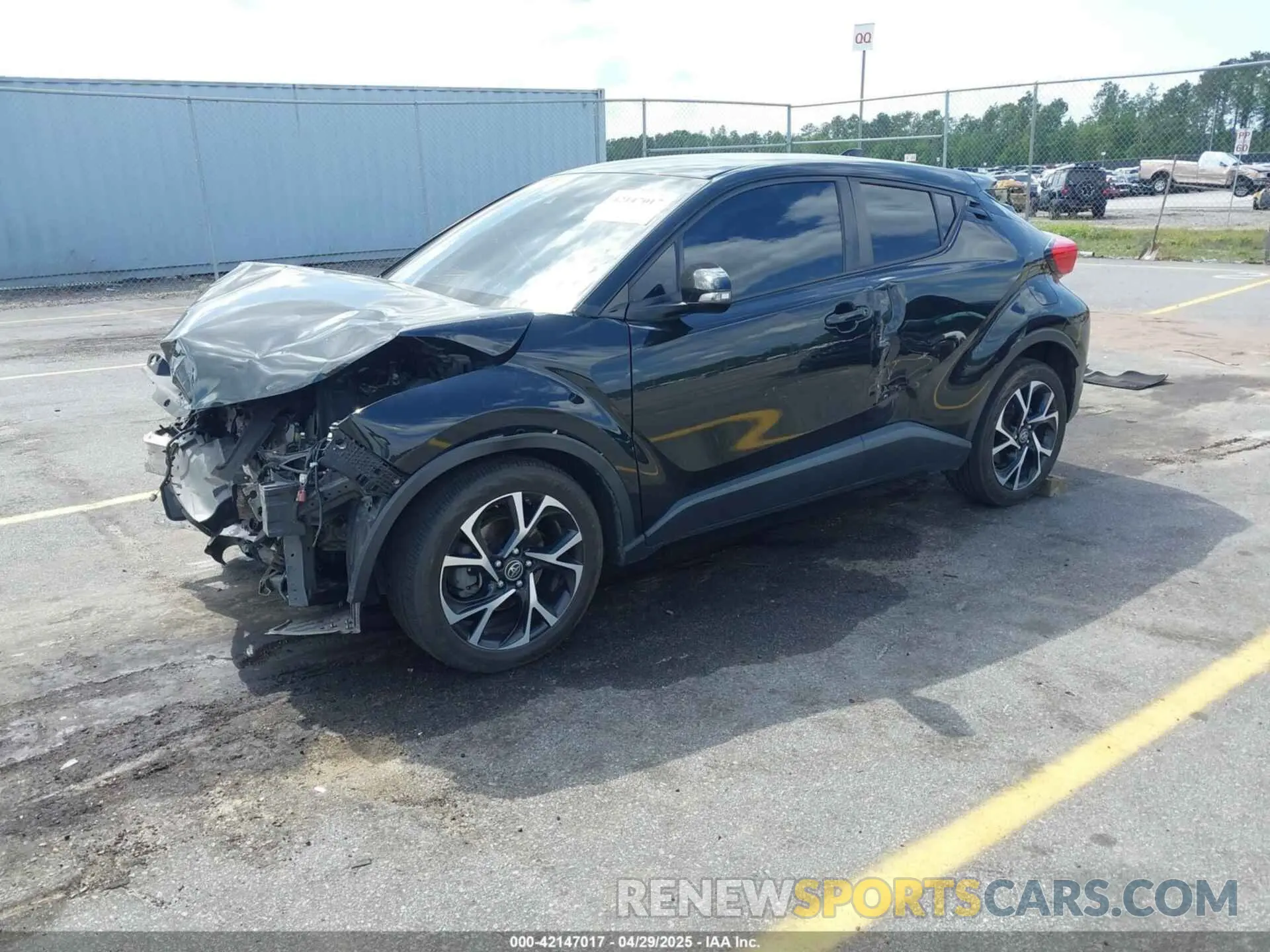 2 Photograph of a damaged car NMTKHMBX4KR096569 TOYOTA C-HR 2019