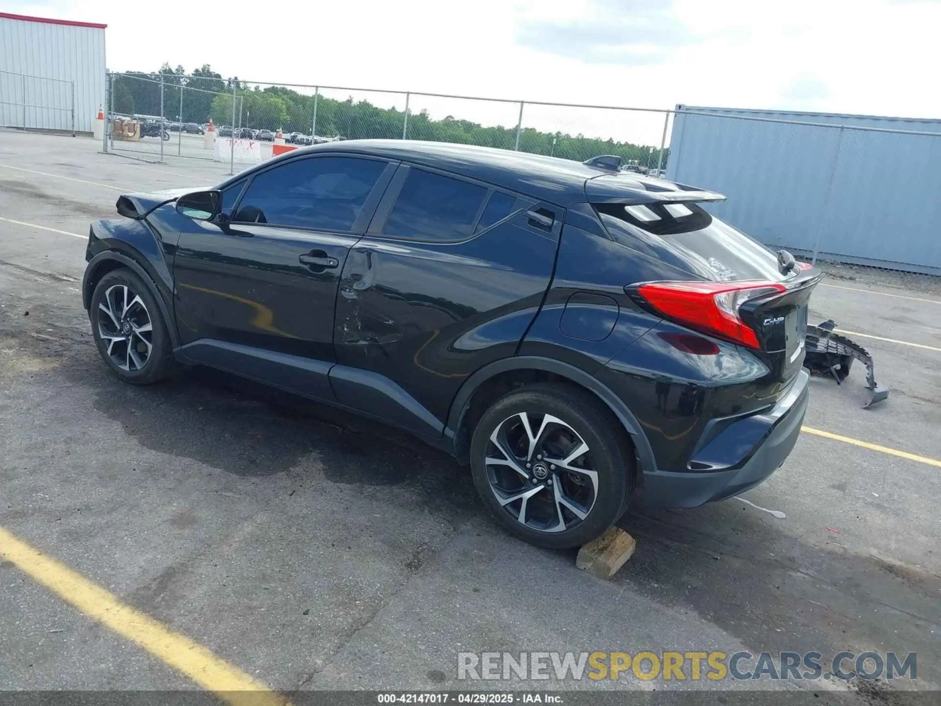 3 Photograph of a damaged car NMTKHMBX4KR096569 TOYOTA C-HR 2019