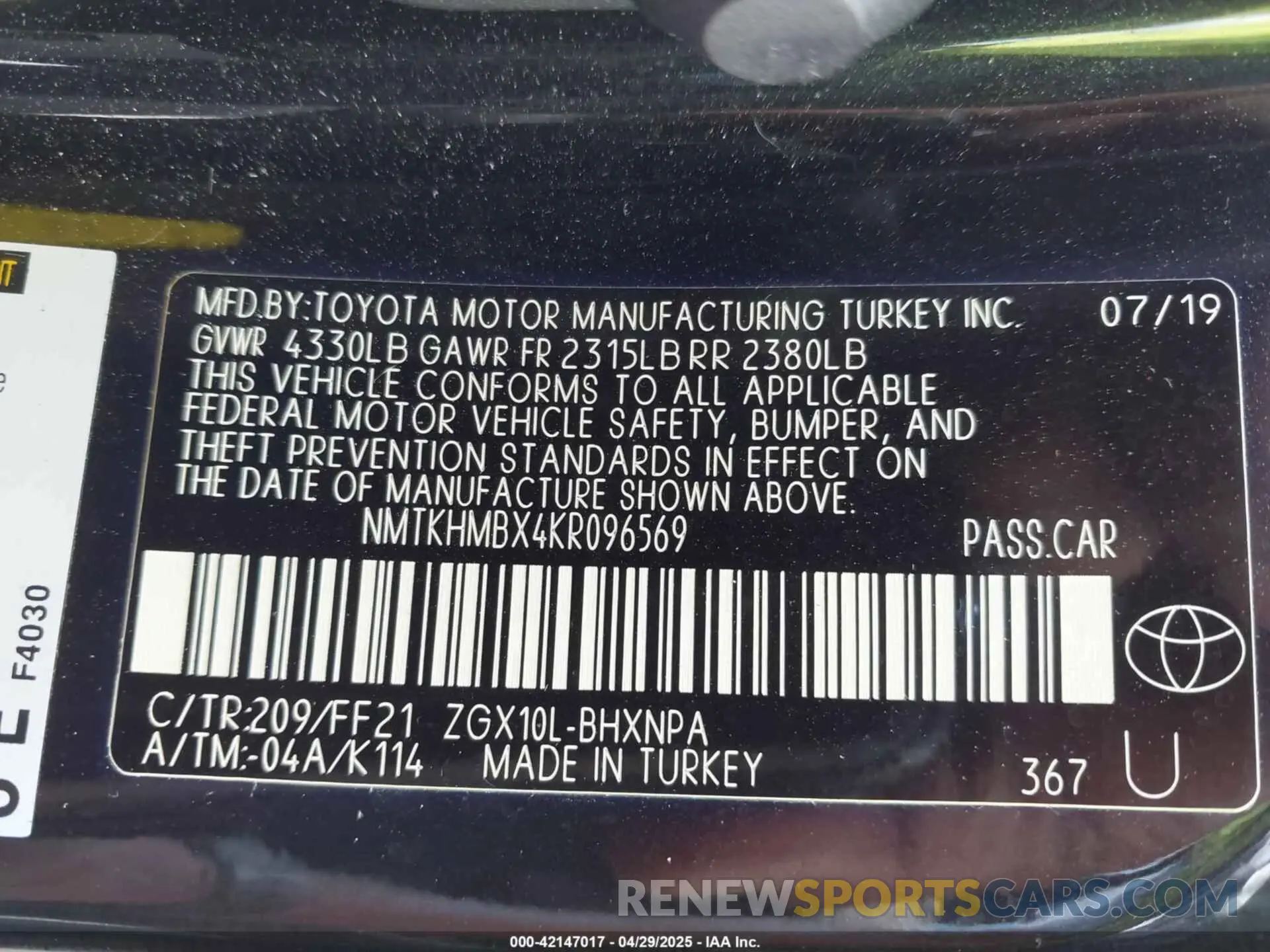 9 Photograph of a damaged car NMTKHMBX4KR096569 TOYOTA C-HR 2019