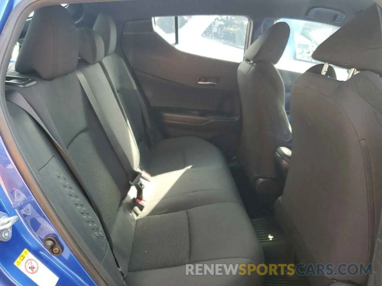 6 Фотография поврежденного автомобиля NMTKHMBX4KR098970 TOYOTA C-HR 2019