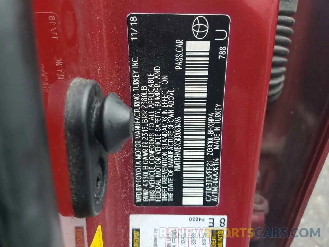 13 Фотография поврежденного автомобиля NMTKHMBX5KR081496 TOYOTA C-HR 2019